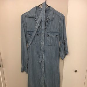 Who what wear jean dress size xs!